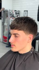 Có nên cắt tóc clean cut không? Ưu nhược điểm cần biết